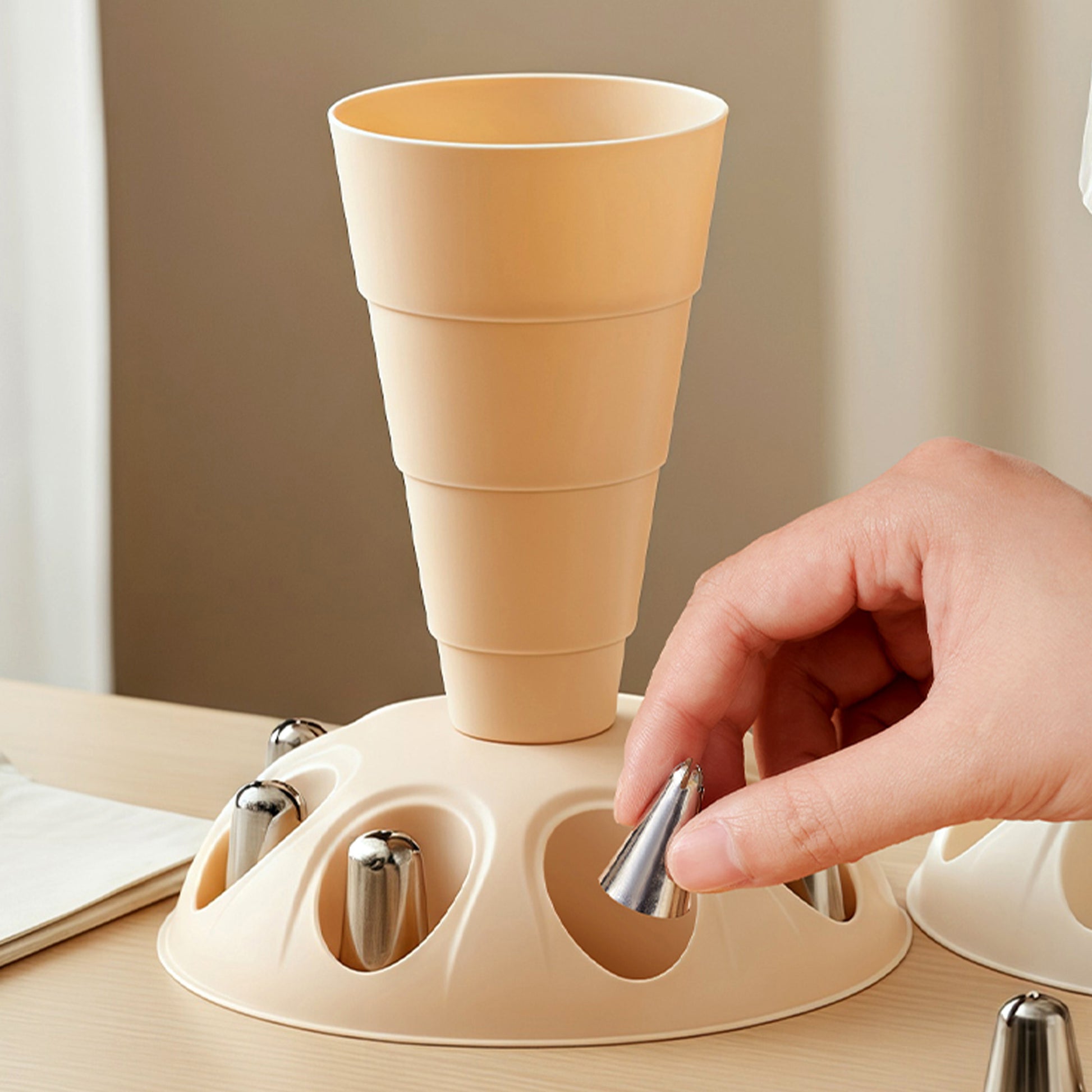 ペストリーバッグスタンド