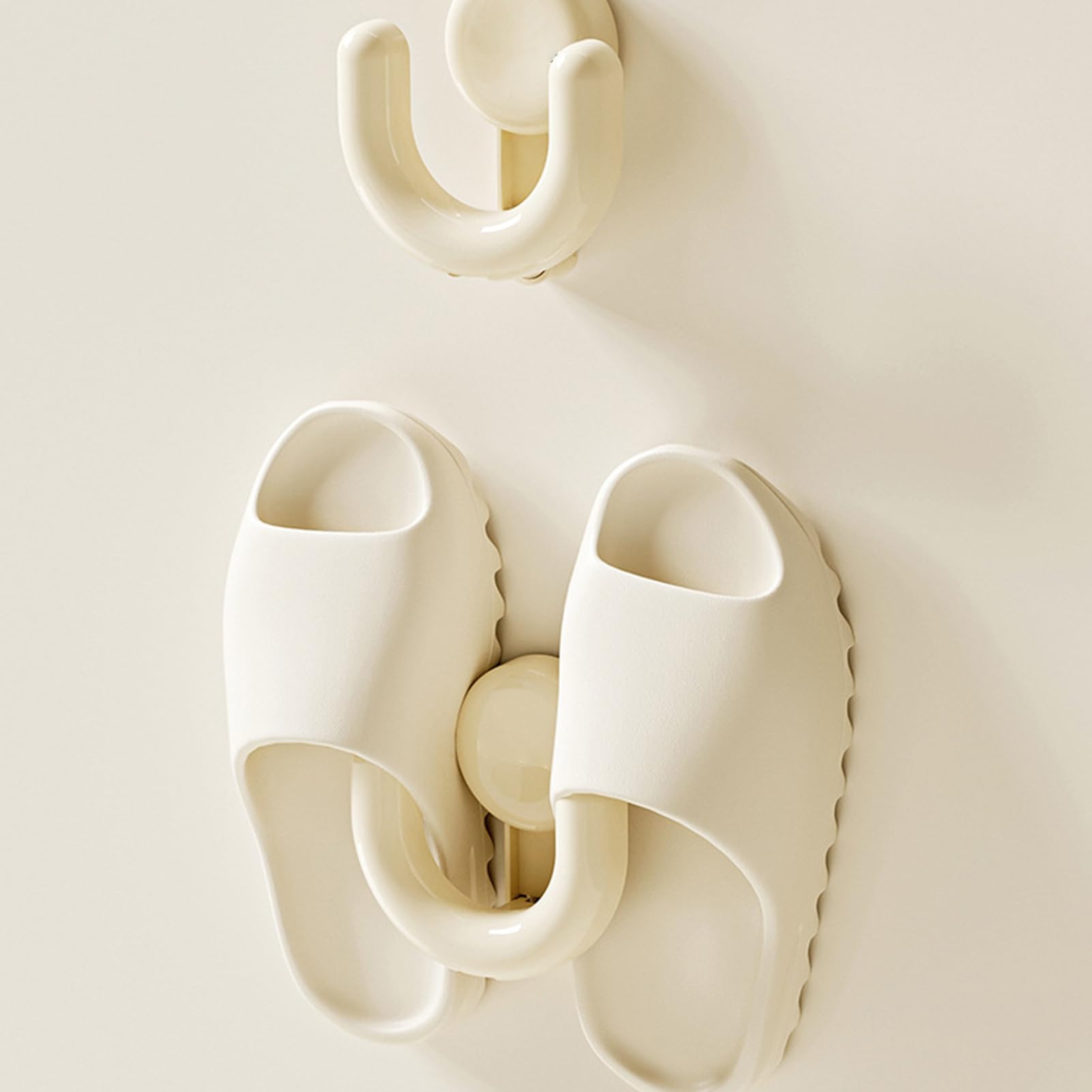 壁掛け式シューズラック